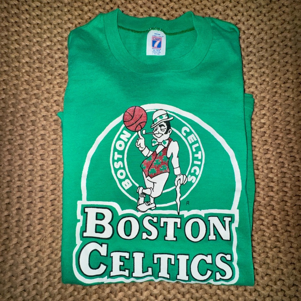 Vintage Single Stitch Boston Celtics Shirt GREAT GRAPHIC